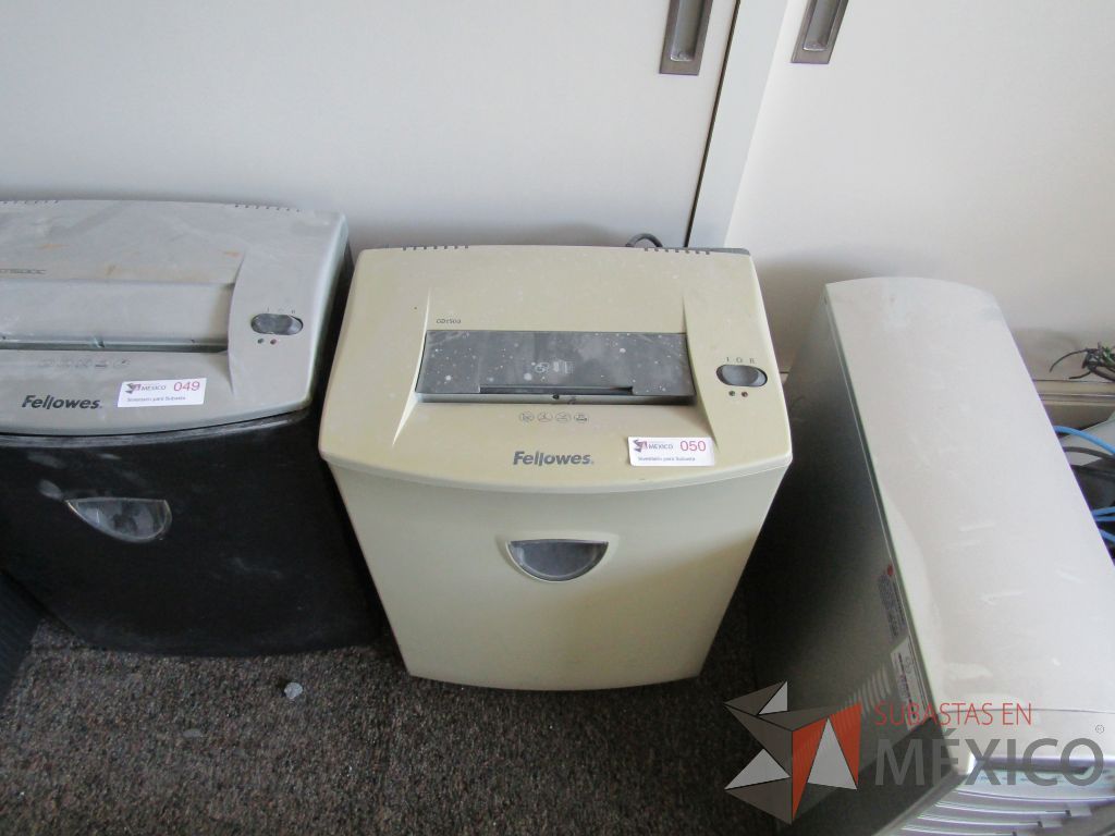 Lote 066 - Trituradora de papel color Beige, Modelo: OD1500, Marca: Fellowes