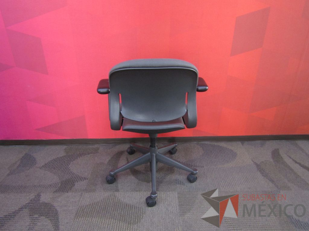 Lote 018 - 4 Sillas operativas Herman Miller - Imagen 7