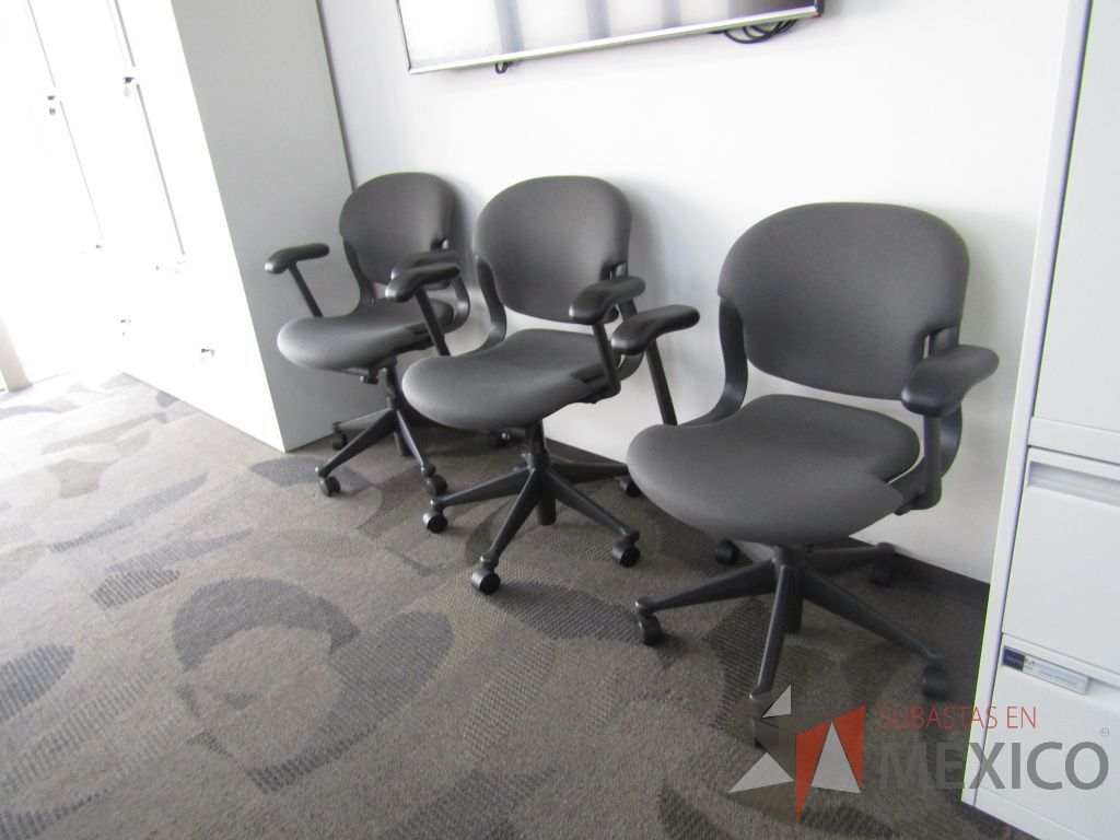 Lote 018 - 4 Sillas operativas Herman Miller - Imagen 9