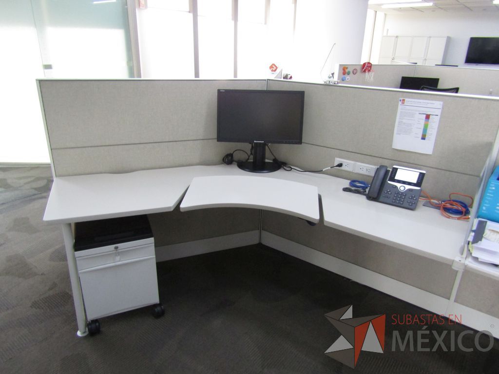 Lote 022 - Estación de trabajo para 6 personas marca Teknion - Imagen 15