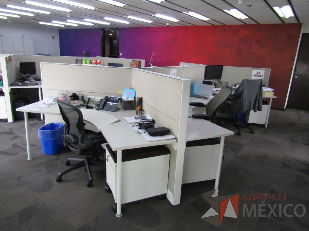 Lote 022 - Estación de trabajo para 6 personas marca Teknion - Imagen 11