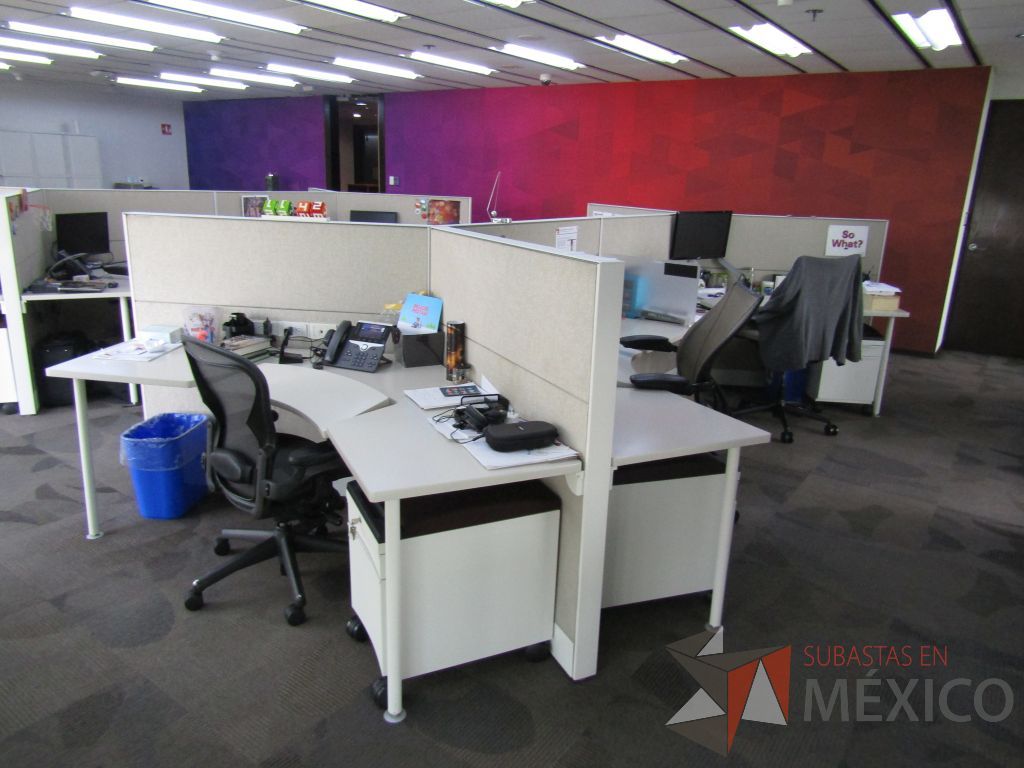 Lote 022 - Estación de trabajo para 6 personas marca Teknion - Imagen 10