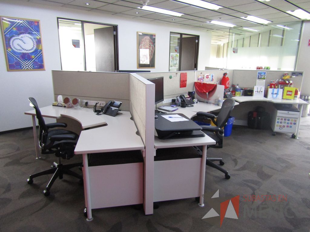 Lote 022 - Estación de trabajo para 6 personas marca Teknion - Imagen 6