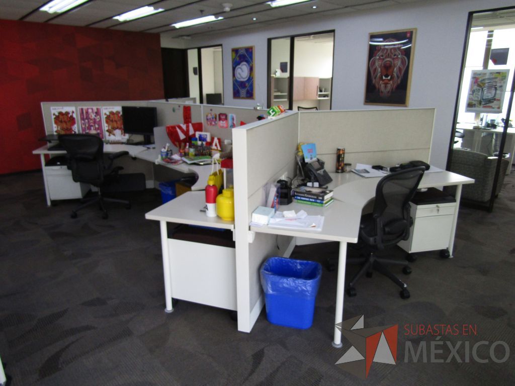 Lote 022 - Estación de trabajo para 6 personas marca Teknion - Imagen 5