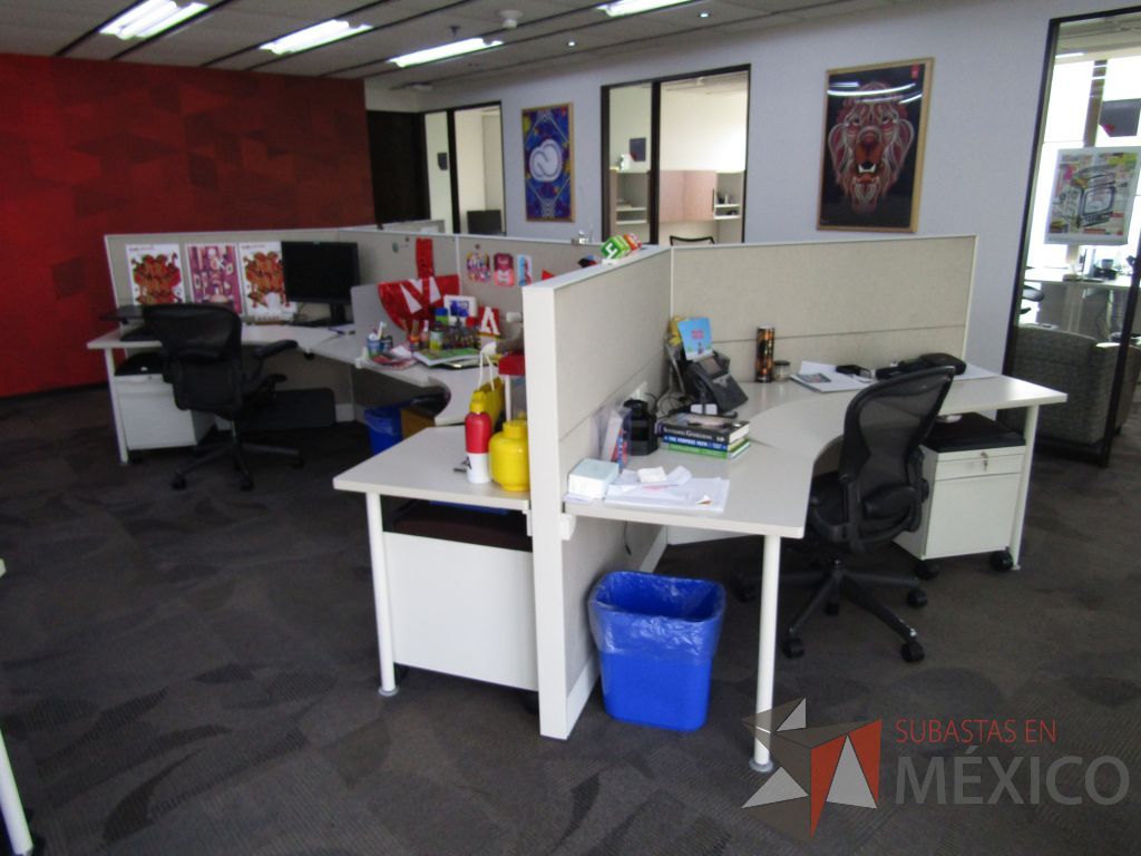 Lote 022 - Estación de trabajo para 6 personas marca Teknion - Imagen 4