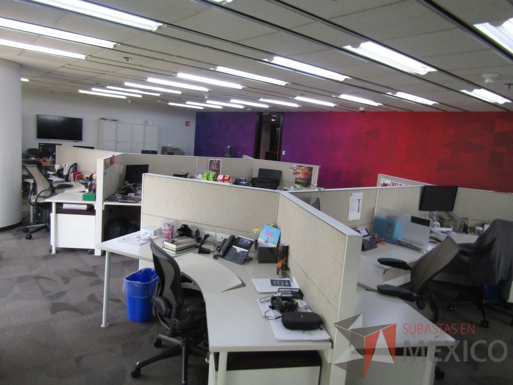 Lote 022 - Estación de trabajo para 6 personas marca Teknion - Imagen 3