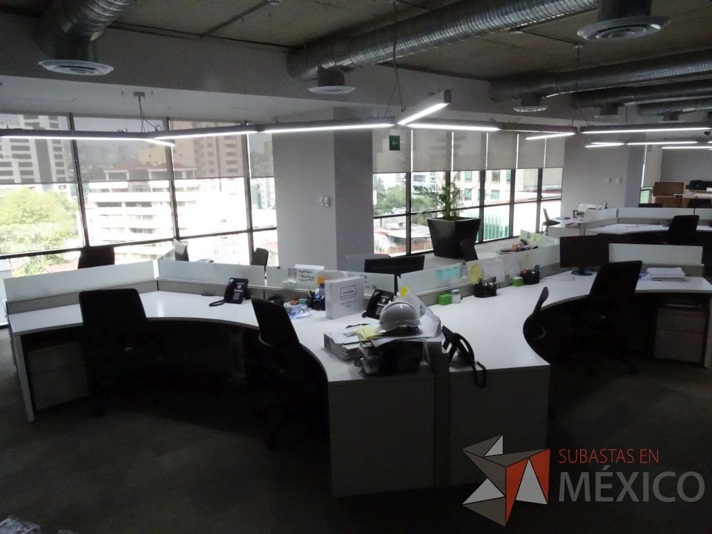 Lote 002 - Estación de trabajo para 9 personas de mampara baja seminueva, Marca: Haworth - Imagen 2