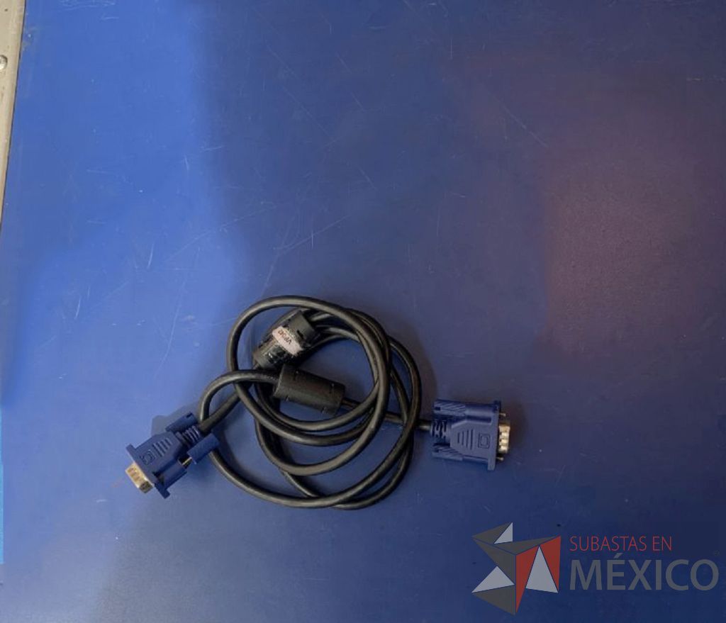 Lote 105 - 50 Cables VGA generico de diferentes medidas y Cable VGA, Marca Kramer - Imagen 15