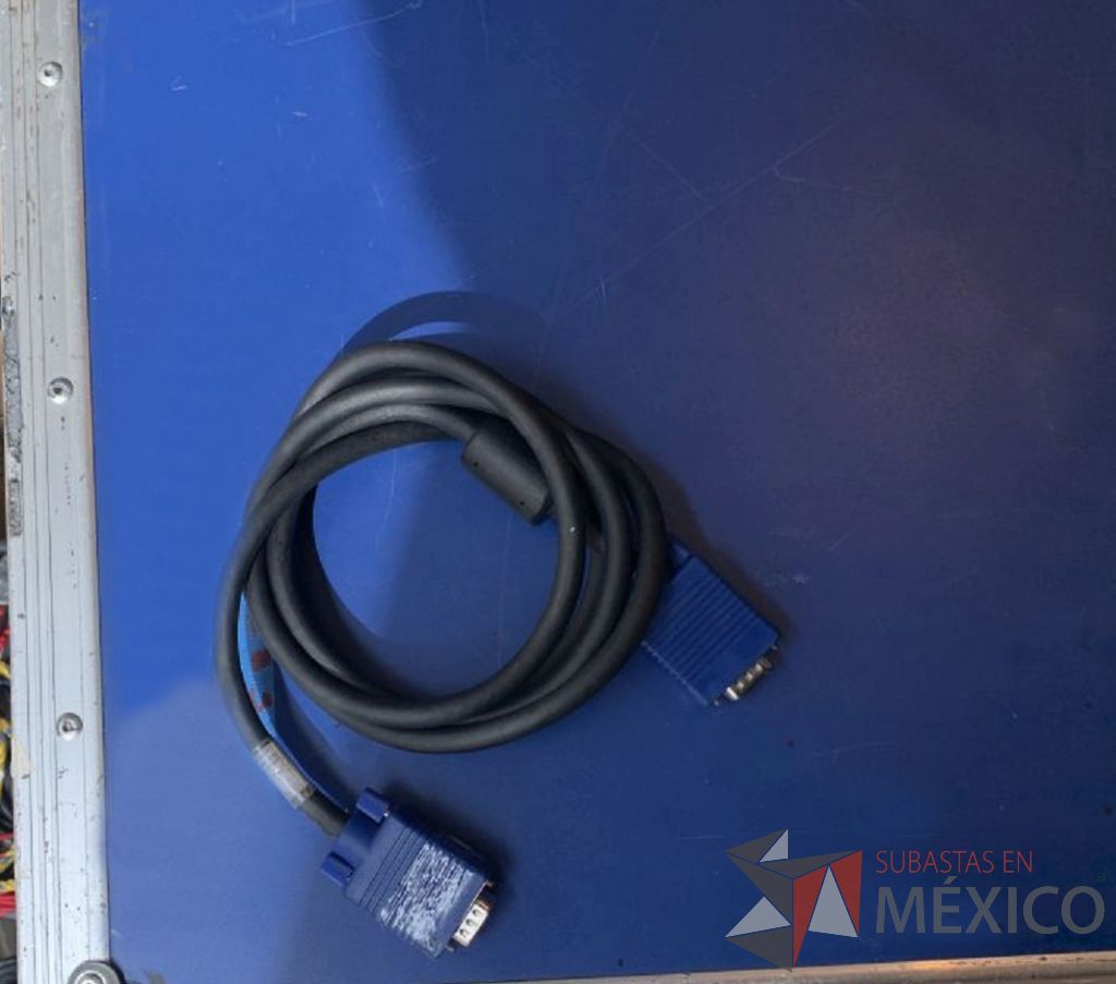 Lote 105 - 50 Cables VGA generico de diferentes medidas y Cable VGA, Marca Kramer - Imagen 7