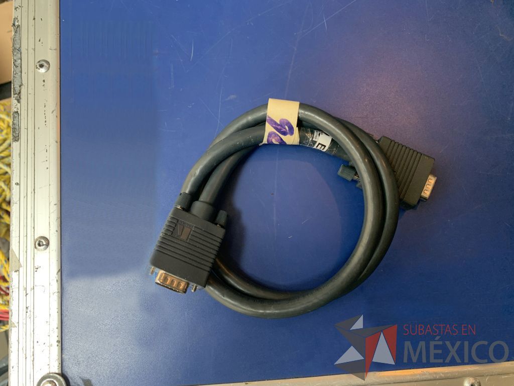 Lote 105 - 50 Cables VGA generico de diferentes medidas y Cable VGA, Marca Kramer - Imagen 8