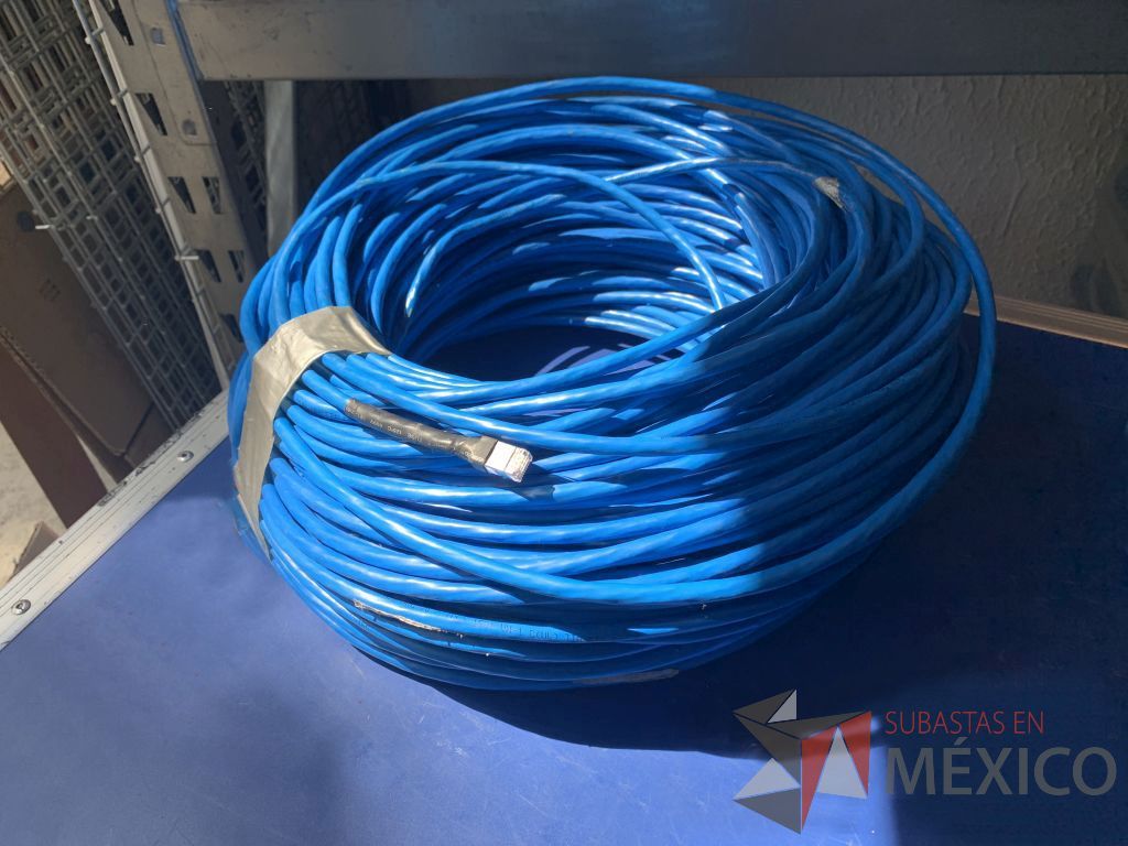 Lote 122 - 4 cables azul de datos marca kramer 2 de 50 mts y 2 de 100 mts