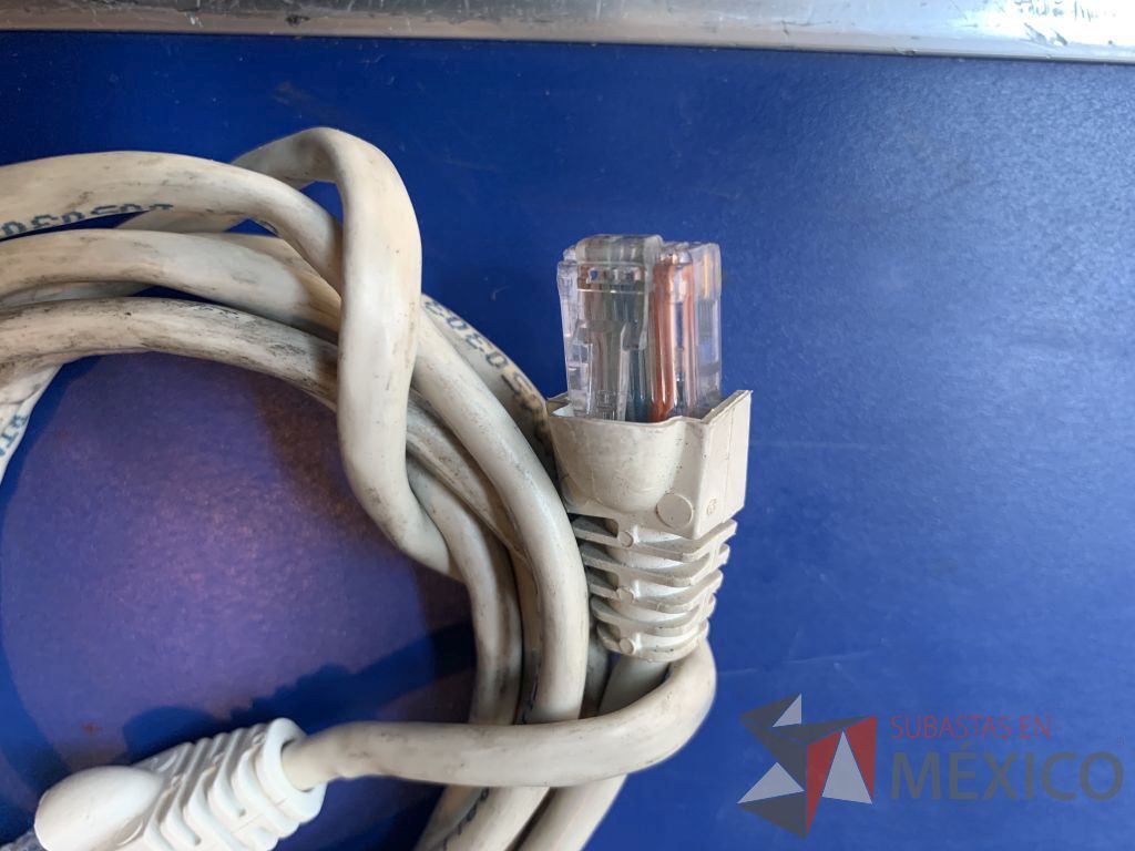 Lote 125 - 13 cables blanco de datos 6 de marca Steren y 7 de ethernet pvc amarillo - Imagen 4