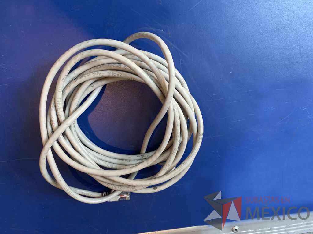 Lote 125 - 13 cables blanco de datos 6 de marca Steren y 7 de ethernet pvc amarillo - Imagen 7