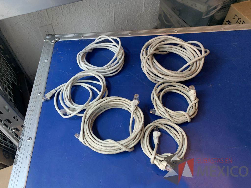 Lote 125 - 13 cables blanco de datos 6 de marca Steren y 7 de ethernet pvc amarillo - Imagen 9
