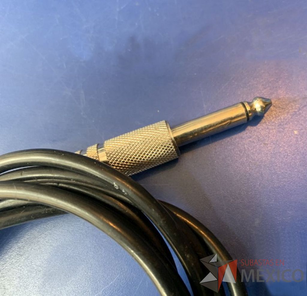Lote 114 - 44 cables plug y miniplug a varias terminales y varias medidas - Imagen 5