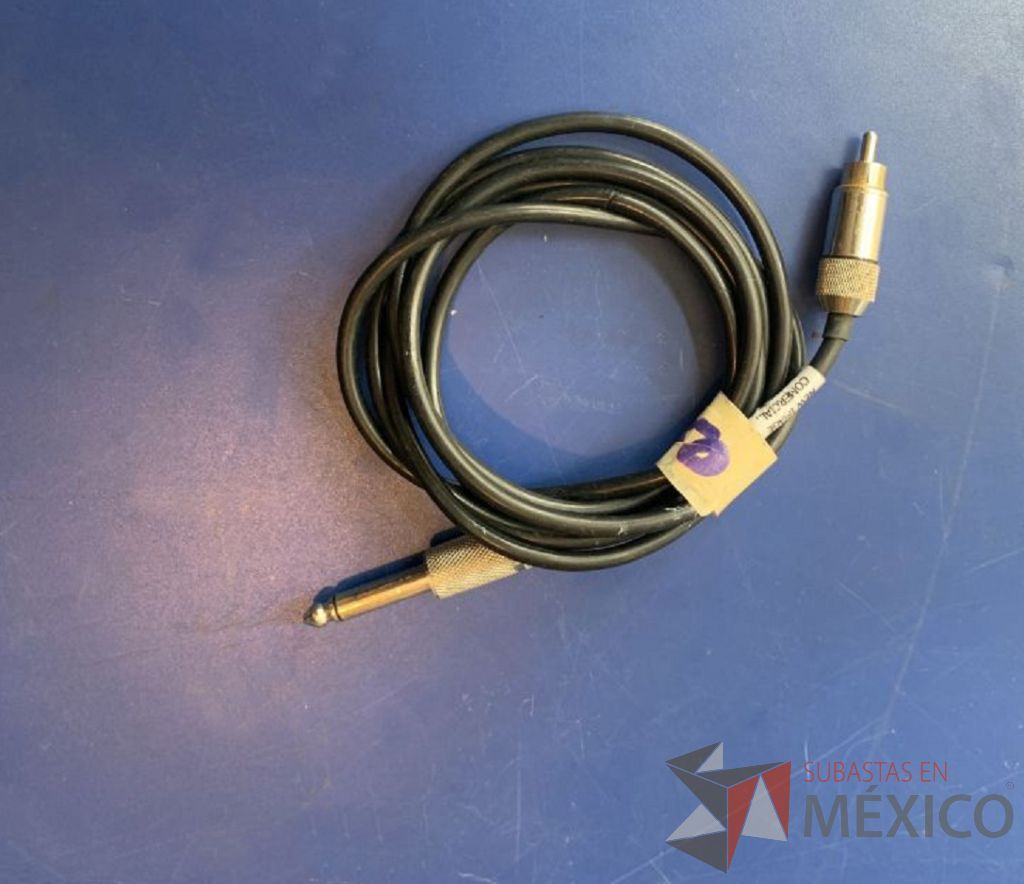 Lote 114 - 44 cables plug y miniplug a varias terminales y varias medidas - Imagen 6