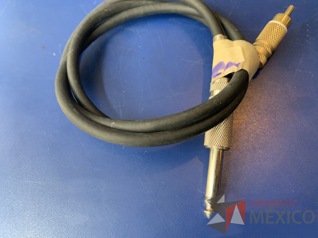 Lote 114 - 44 cables plug y miniplug a varias terminales y varias medidas - Imagen 7