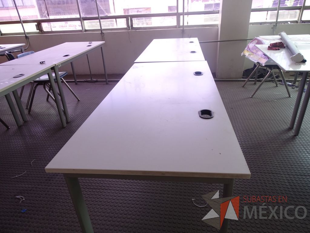 Lote 003 - Mesa de trabajo para 2 personas y 2 Sillas fijas con mecanismo de nivelación - Imagen 12