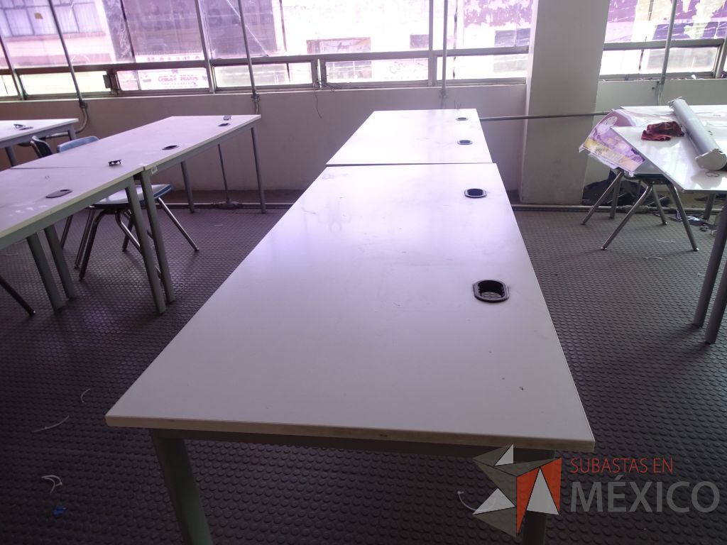 Lote 003 - Mesa de trabajo para 2 personas y 2 Sillas fijas con mecanismo de nivelación - Imagen 13