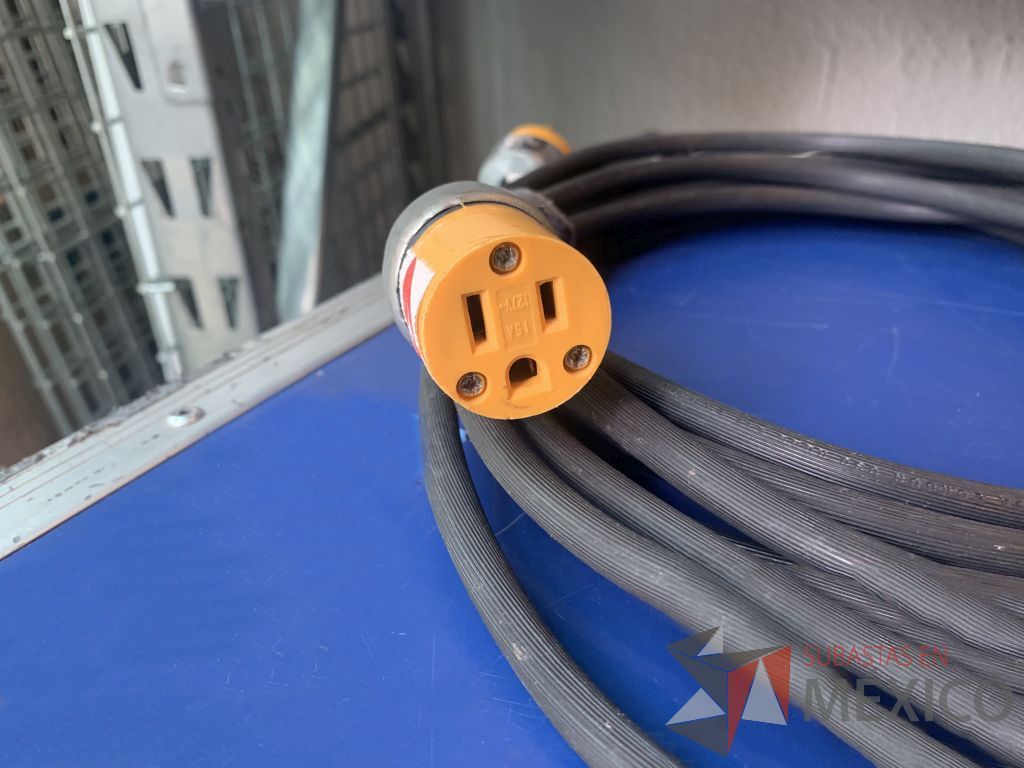 Lote 130 - 7 Extensiones eléctricas cable uso rudo - Imagen 3