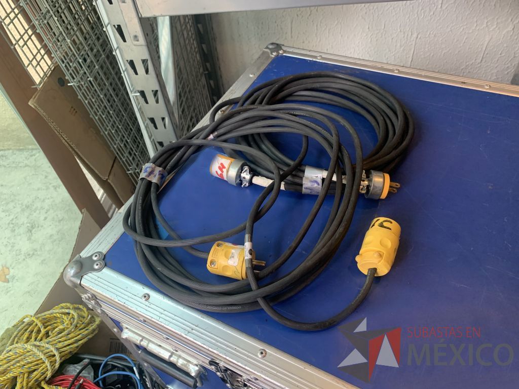 Lote 130 - 7 Extensiones eléctricas cable uso rudo