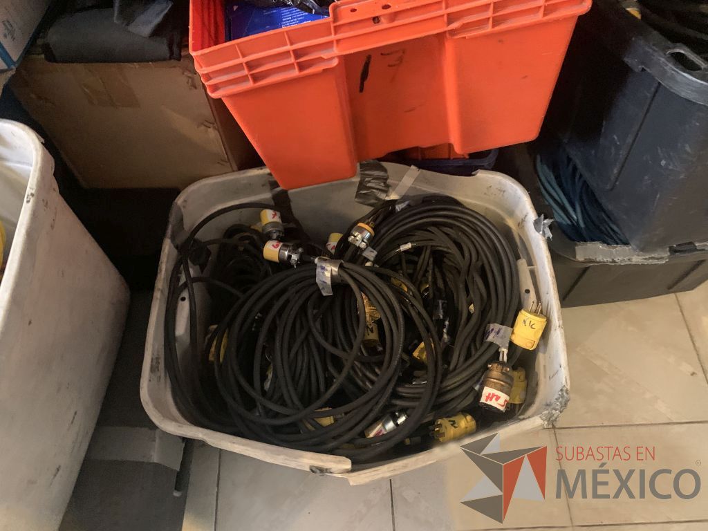 Lote 038 - 18 extensiones electrica cable uso rudo 2x14 de 15 mts. - Imagen 6