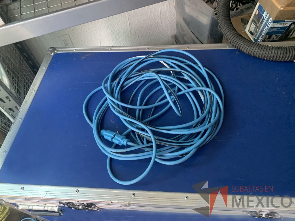 Lote 131 - 22 extensiones electrica azul marca Conecel 3x16 de 15 mts. - Imagen 3