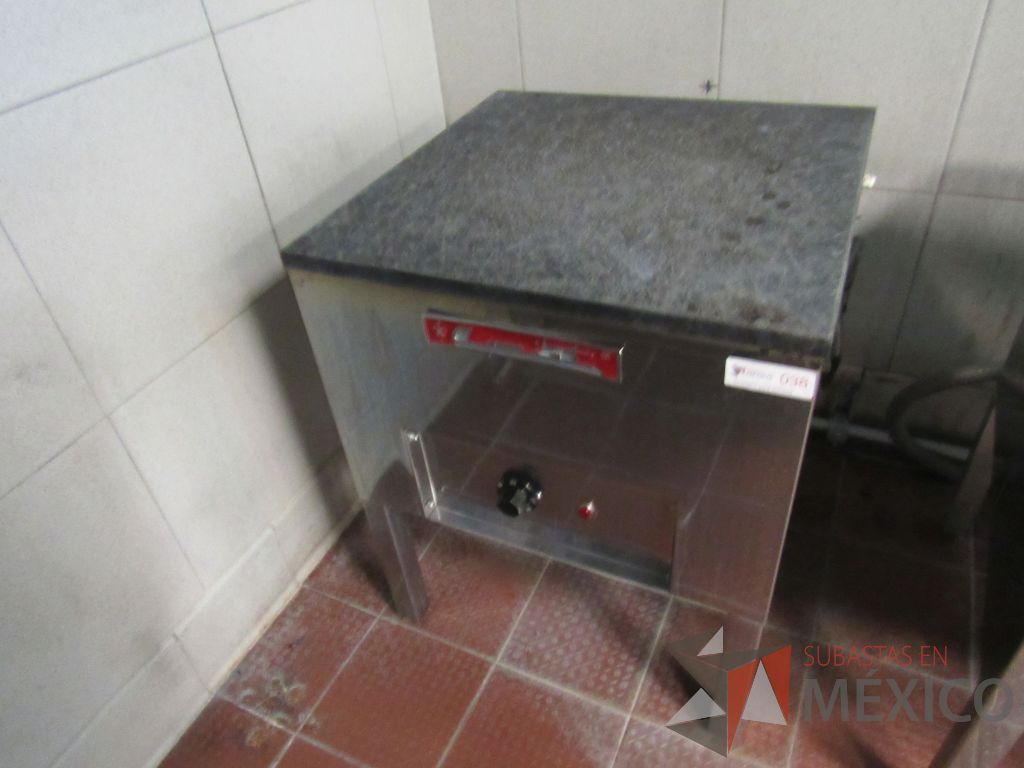 Lote 153 - Horno Coriat, elaborado con acero inoxidable 1 compartimento con capacidad para 5 charolas de 0.650 m x 0.500 m. - Imagen 2