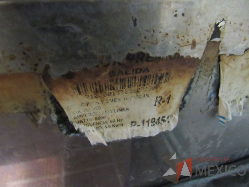 Lote 153 - Horno Coriat, elaborado con acero inoxidable 1 compartimento con capacidad para 5 charolas de 0.650 m x 0.500 m. - Imagen 6