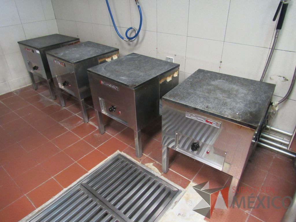Lote 153 - Horno Coriat, elaborado con acero inoxidable 1 compartimento con capacidad para 5 charolas de 0.650 m x 0.500 m. - Imagen 10