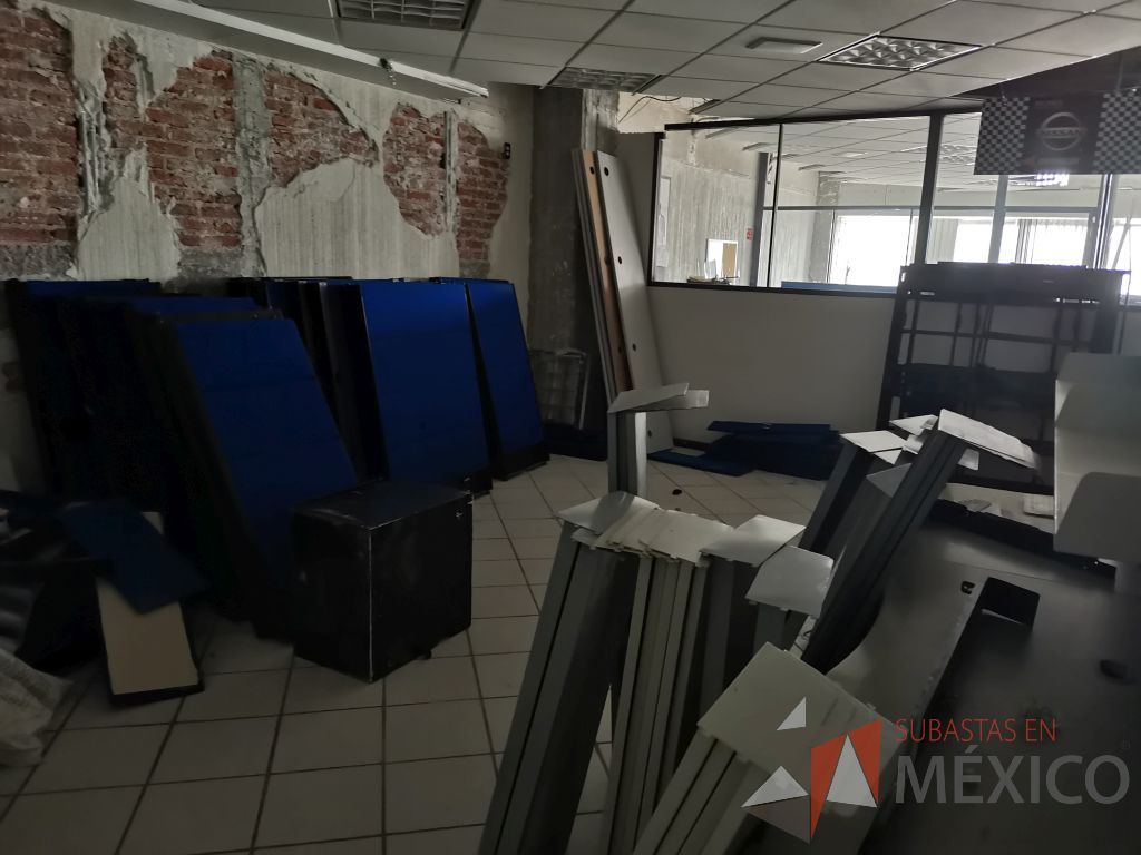 Lote 016 - 3 Estaciónes de trabajo desarmadas para 28 lugares - Imagen 2