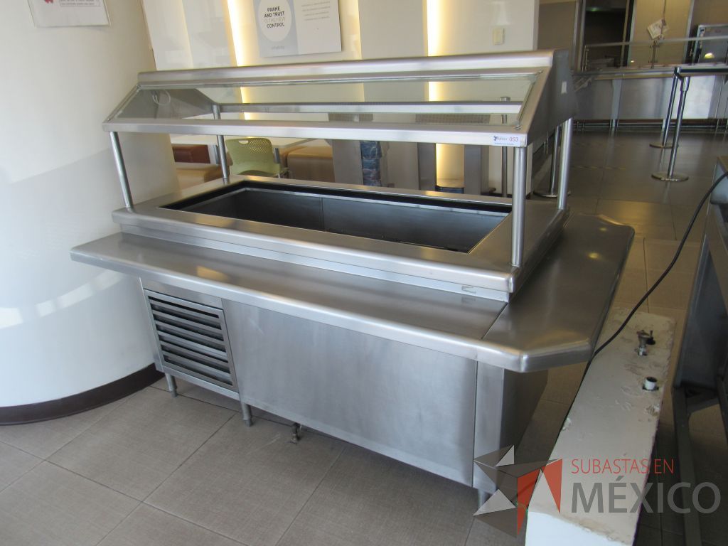 Lote 052 - Mesa fria para barra de ensaladas, autoservicio, con 4 incertos para charola, elaborado en acero inoxidable - Imagen 6