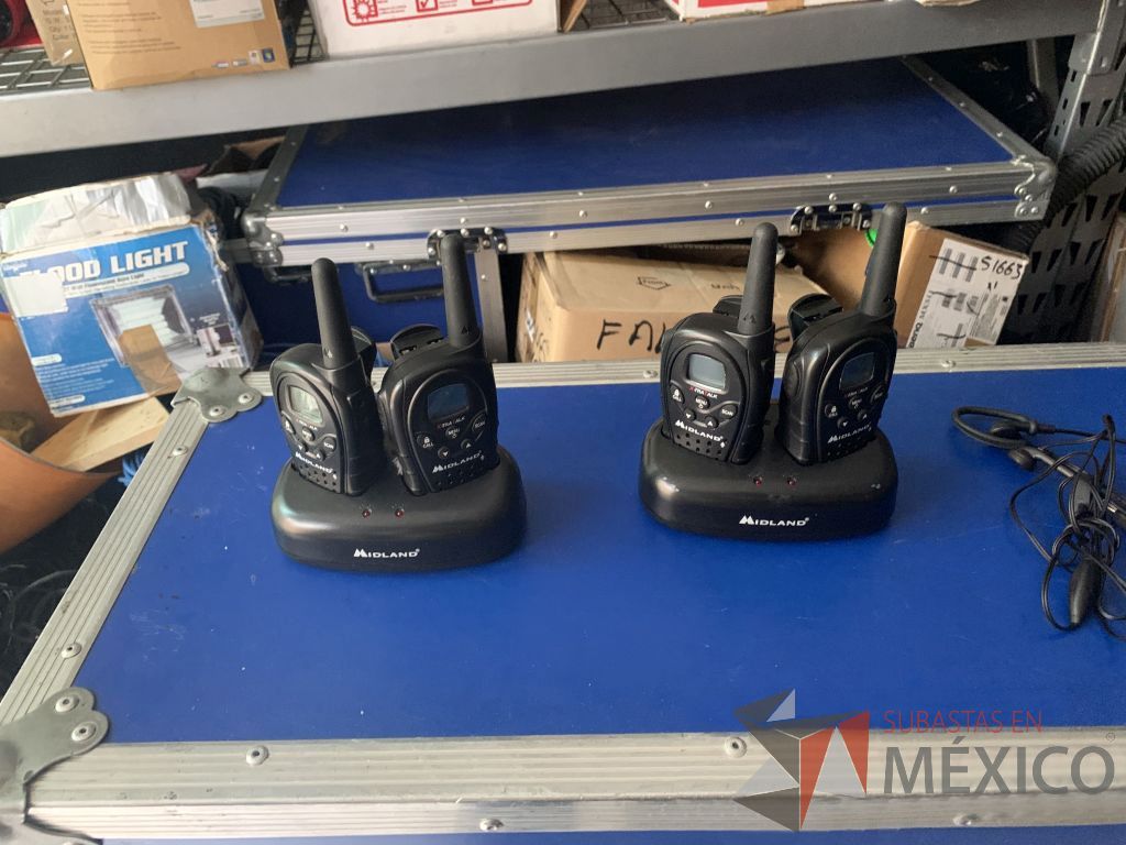 Lote 144 - 3 audífonos orejera marca Pionner y 2 juegos de Walkie Talkie marca Midland - Imagen 14