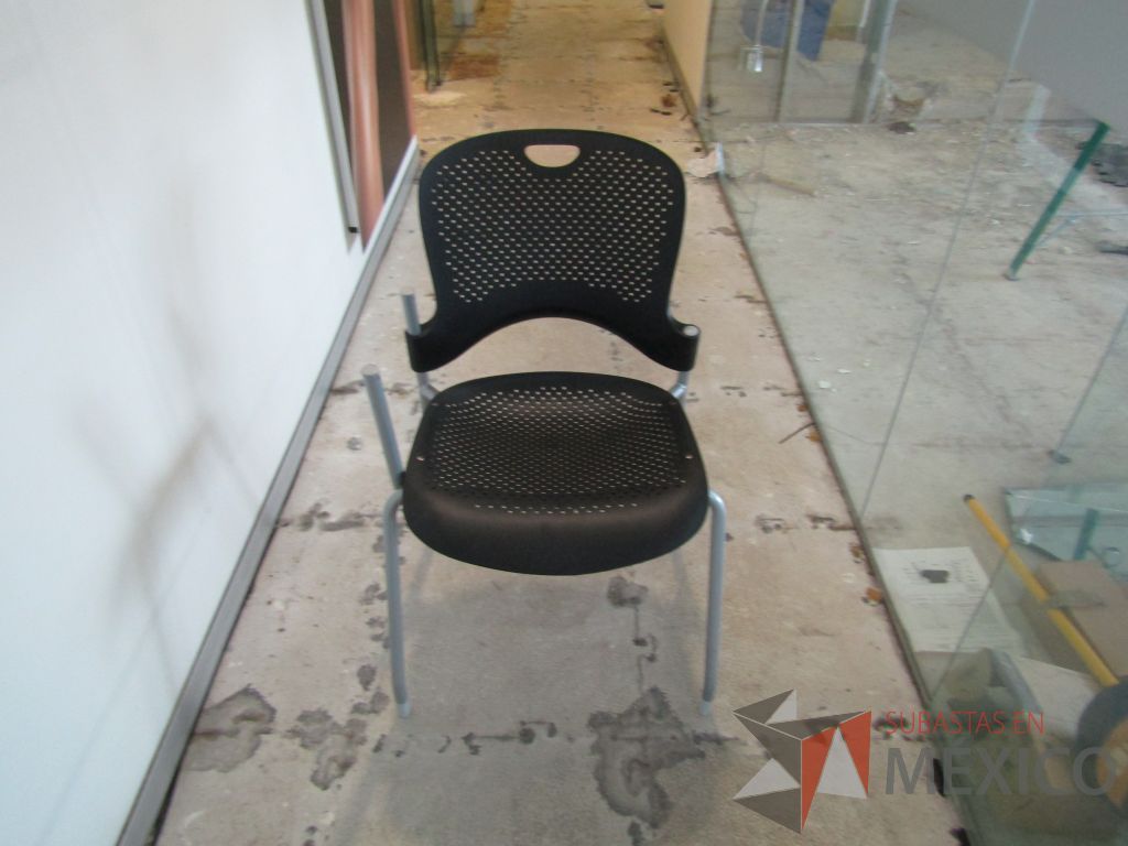 Lote 087 - 5 Sillas de visita Herman Miller - Imagen 2