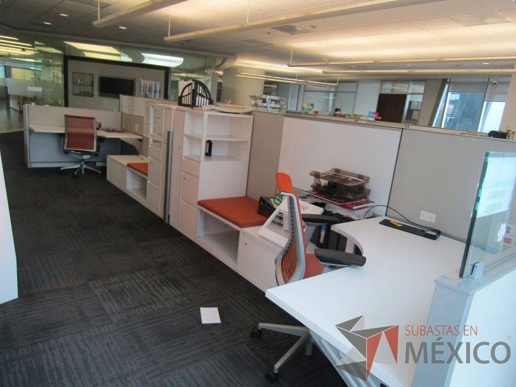 Lote 008 - Estación de trabajo para 5 personas, 3 credenzas de 1 cajón,1 espacio para documentos - Imagen 7