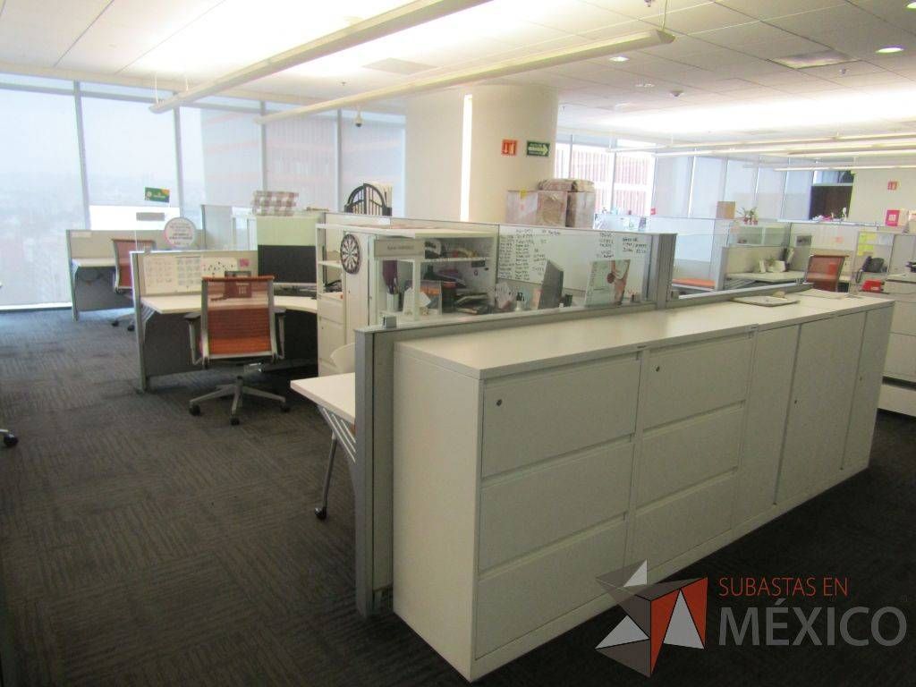 Lote 008 - Estación de trabajo para 5 personas, 3 credenzas de 1 cajón,1 espacio para documentos - Imagen 15