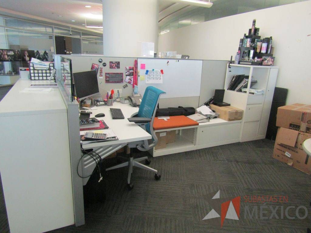 Lote 099 - Estación de trabajo para 3 personas, 1 credenza de 1 cajón,1 espacio para documentos - Imagen 4