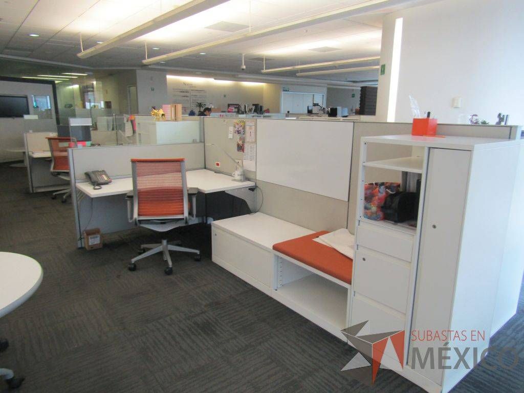 Lote 117 - Estación de trabajo para 5 personas 1 credenza de 1 cajón,1 espacio para documentos - Imagen 4