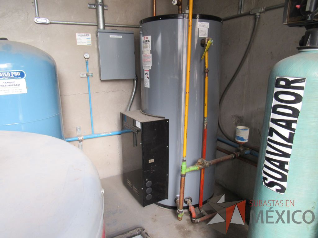 Lote 167 - Calentadores de agua, capacidad de 119.9 Galones, 150 PSI, Marca: RUUD, Modelo: ES120-36-G - Imagen 4