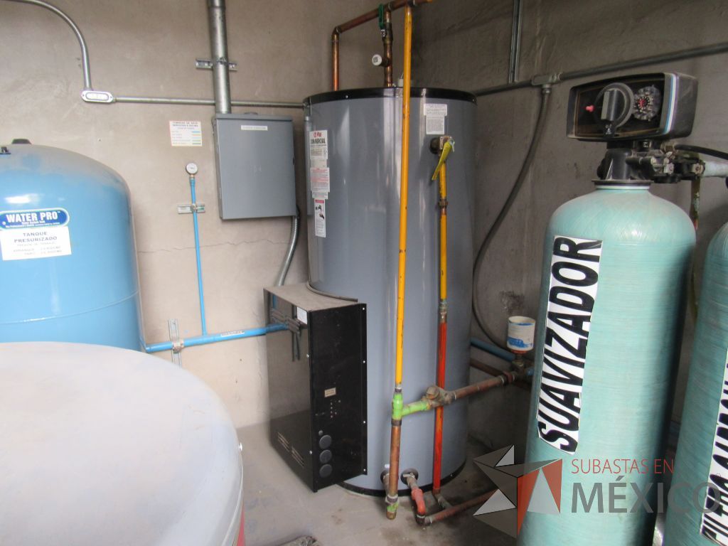Lote 167 - Calentadores de agua, capacidad de 119.9 Galones, 150 PSI, Marca: RUUD, Modelo: ES120-36-G - Imagen 8