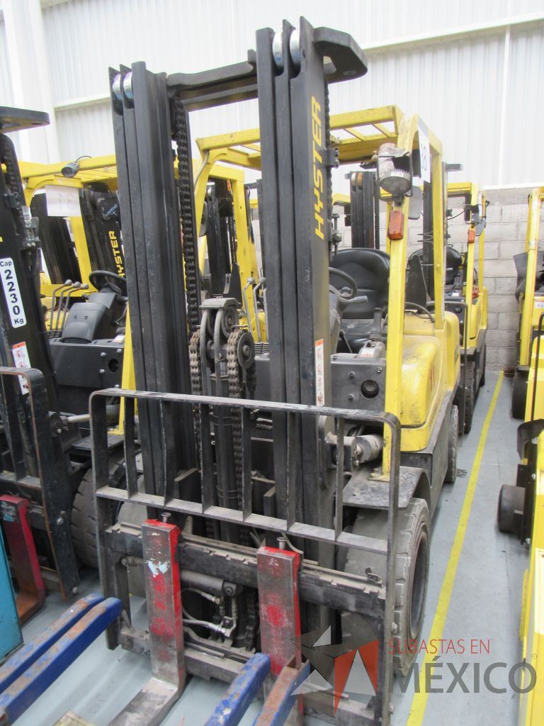 Lote 018 - Montacargas Hyster H3.0XT, Contrabalanceado, Combustión Gas, Año 2016 - Imagen 2