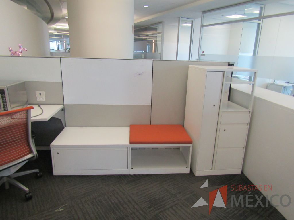 Lote 060 - Estación de trabajo para 2 personas, 1 credenza de 1 cajón,1 espacio para documentos y cojín de tela color naranja - Imagen 8