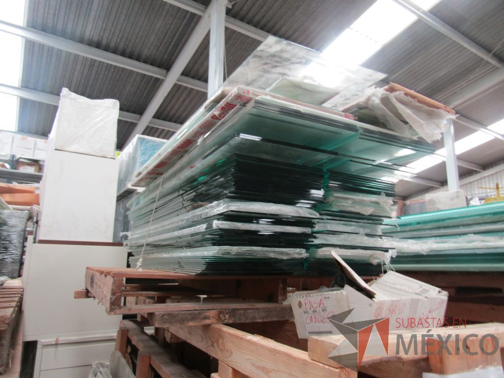 Lote 021 - 200 Piezas de vidrio de varios tamaños - Imagen 13
