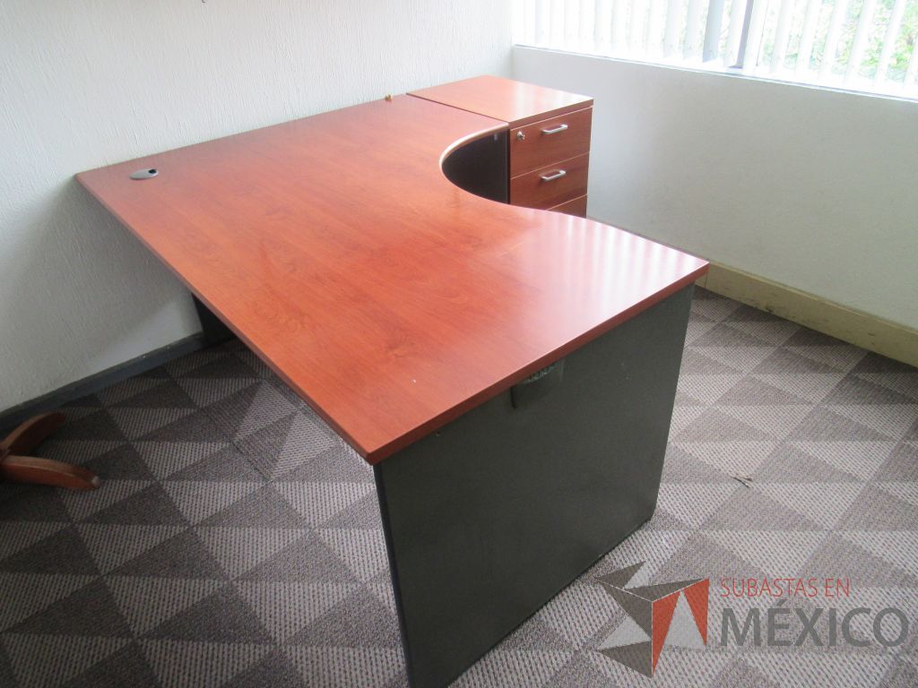 Lote 322 - Oficina ejecutiva