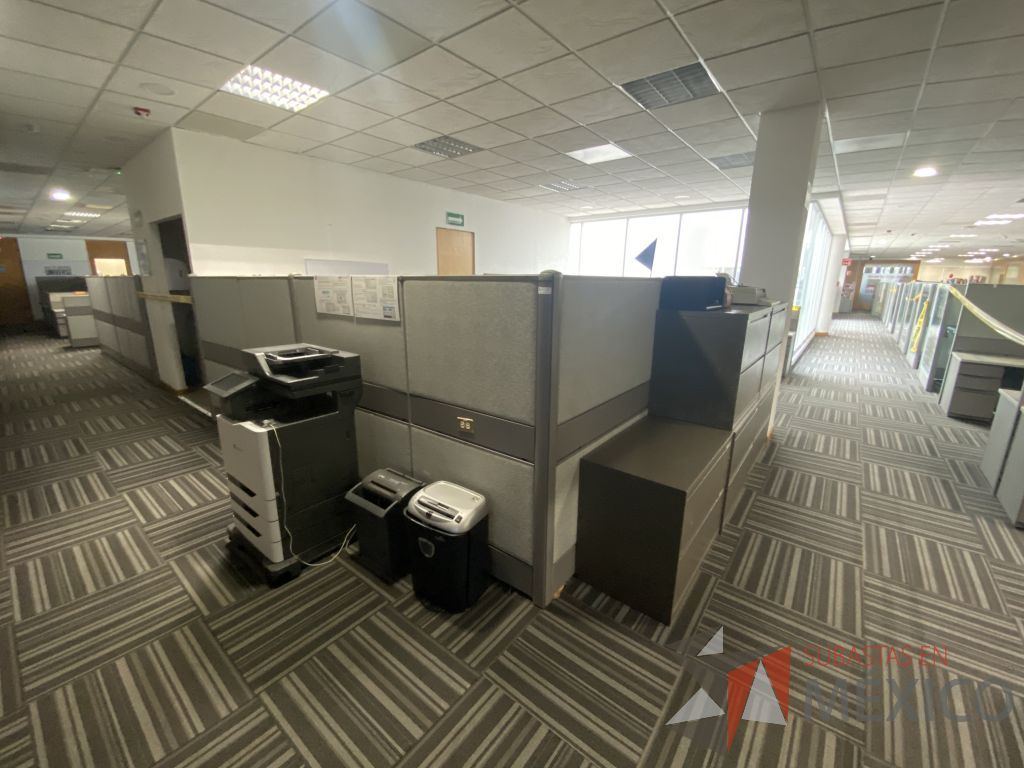 Lote 024 - Estación de trabajo para 2 personas de mampara alta con 2 gavetas - Imagen 2