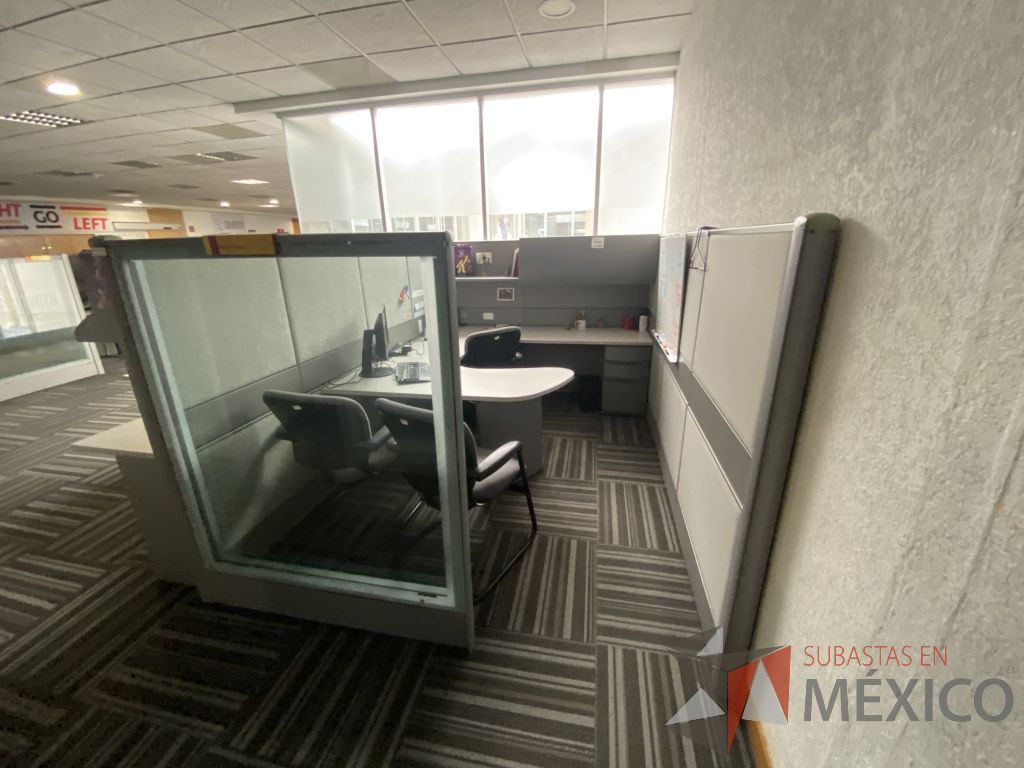 Lote 066 - Estación de trabajo para 2 personas de mampara alta con 2 gavetas - Imagen 4