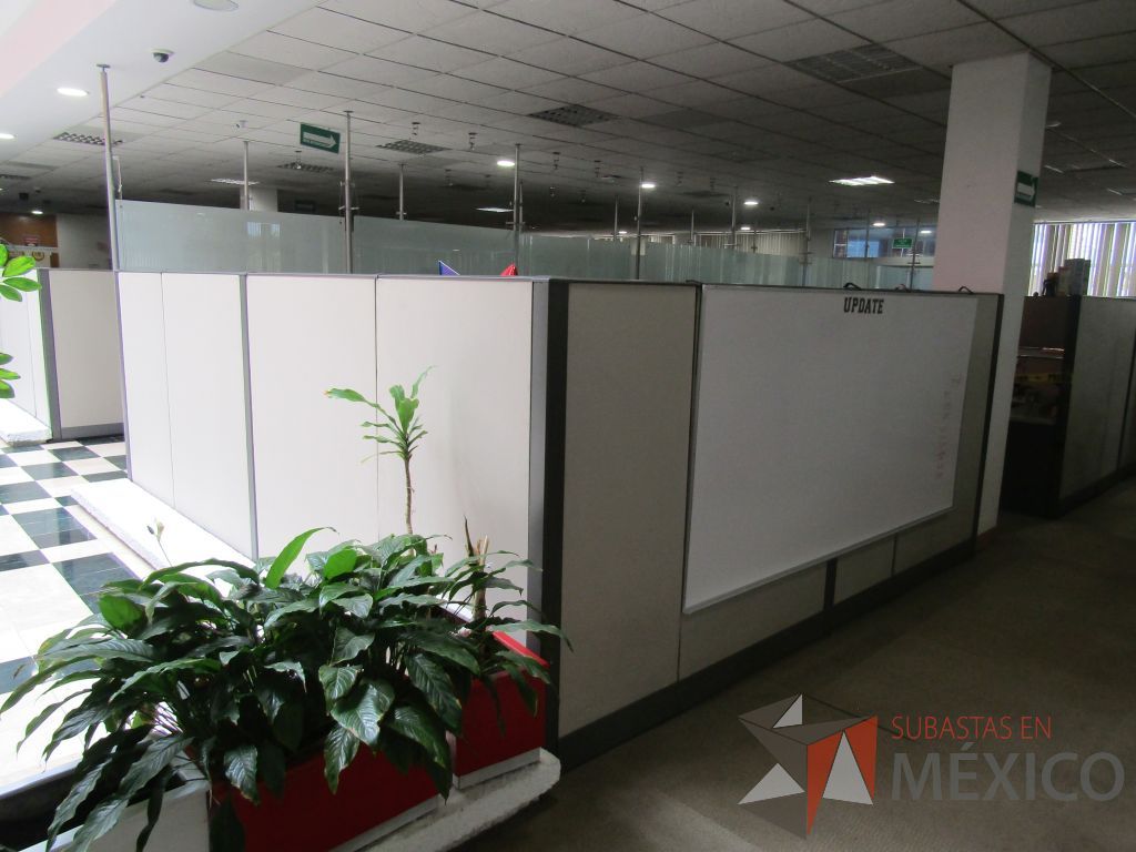 Lote 013 - Estación de trabajo para 2 personas de mampara alta con 2 gavetas - Imagen 6