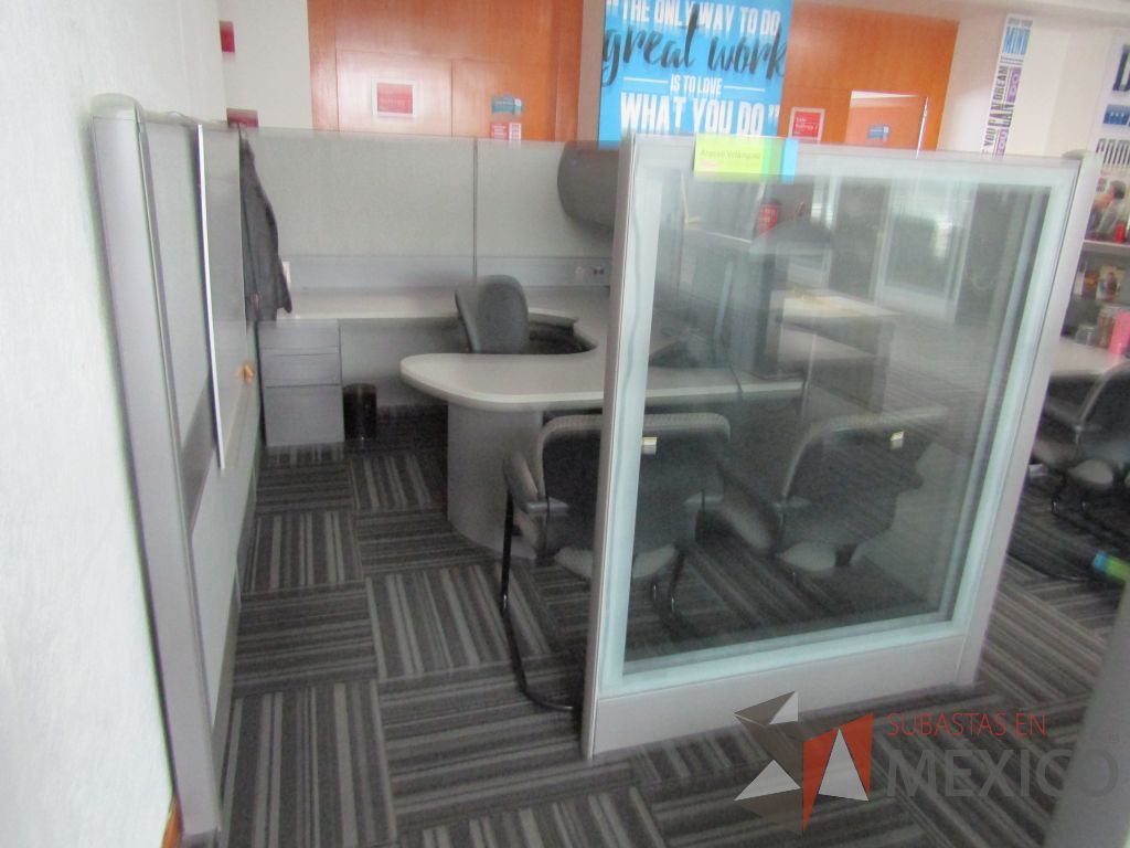 Lote 065 - Estación de trabajo para 2 personas de mampara alta con 2 gavetas - Imagen 8