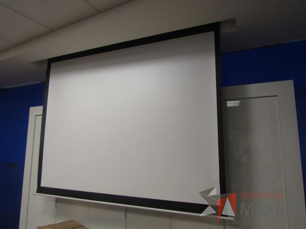 Lote 125 - Pantalla para proyector - Imagen 4