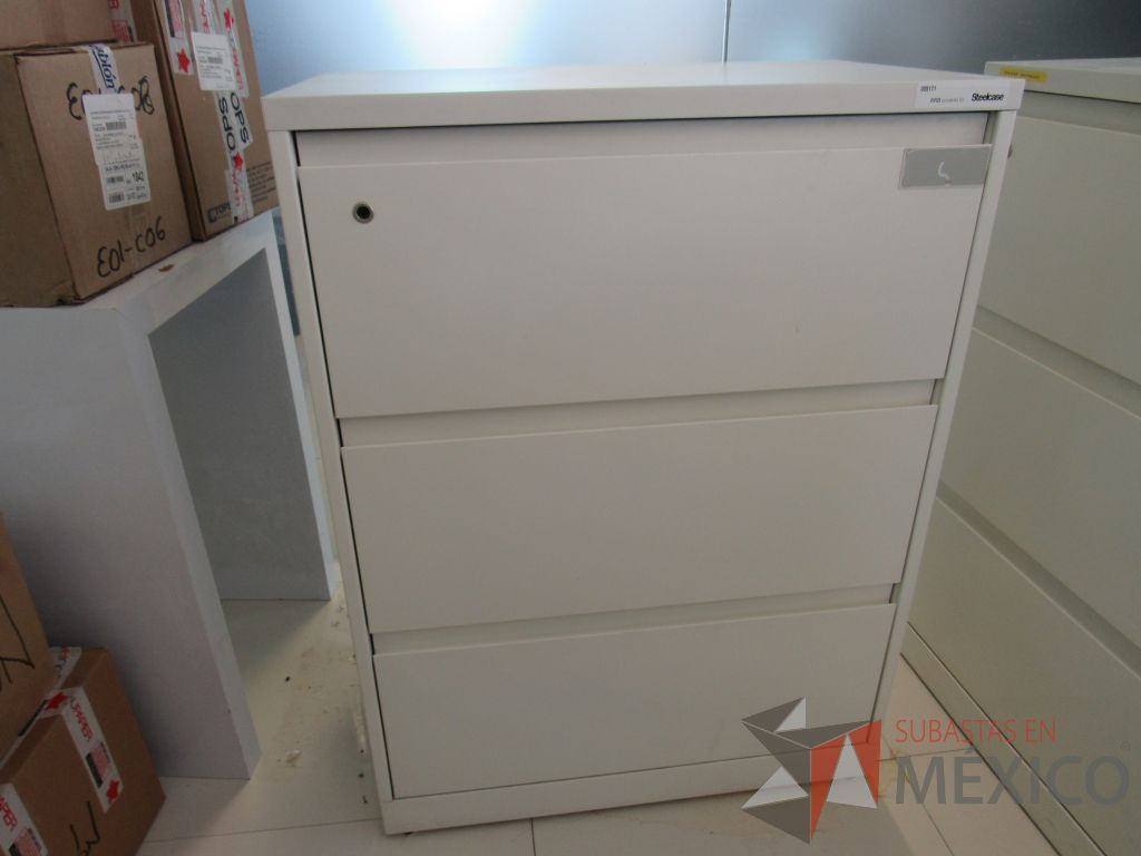 Lote 078 - Archivero horizontal de 3 cajones color blanco - Imagen 3